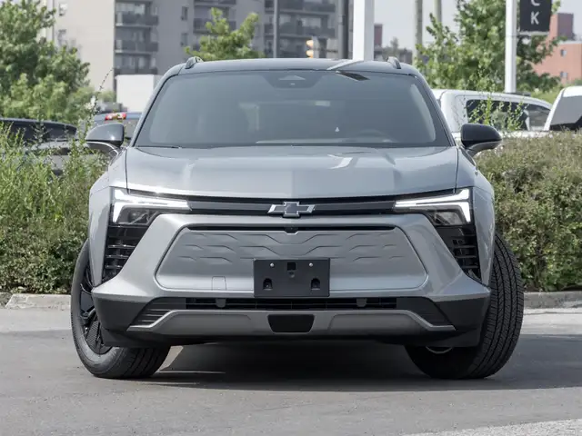2025 Chevrolet Blazer EV LT AWD Midnight Edition- HD Surround Vi in Cars & Trucks in Markham / York Region - Image 3