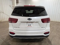 No Accidents, Locally Owned Vehicle, New Tires! Get behind the wheel of the 2019 Kia Sorento 3.3L EX... (image 5)