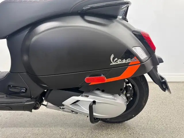 2025 Vespa GTS 310 Supersport MY 25 - V6610NP - -No Payments for in Scooters & Pocket Bikes in Markham / York Region - Image 16