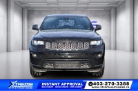 2020 Jeep Grand Cherokee Laredo 4WD Rugged, refined, and built for confidence in all kinds of drivin... (image 1)