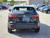 Get ready to experience the thrill of driving the 2023 Nissan Qashqai SV in a striking color with AW... (image 3)