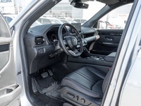 Check out this 2025 Honda Pilot TrailSport while we still have it in stock! *You Can't Beat the Pric... (image 6)