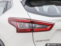 Recent Arrival! CARFAX Canada No Reported Accidents CARFAX Canada One Owner ABS brakes, Active Cruis... (image 7)