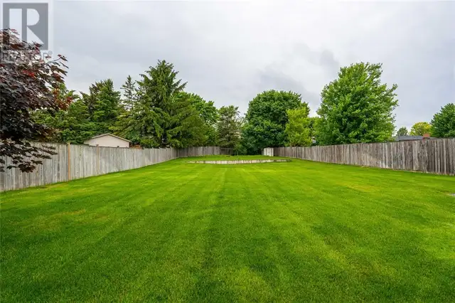 189 Stathis BOULEVARD Sarnia, Ontario in Houses for Sale in Sarnia - Image 30