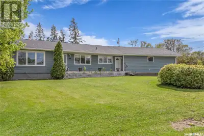 Great opportunity to raise your family in a small town setting on Highway #16, east of Saskatoon. Vi...
