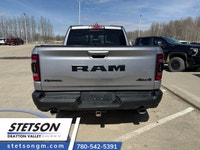 2020 RAM 1500 Sport/Rebel 4x4 | EcoDiesel | Panoramic Sunroof | Leather | Crew CabBold styling, dies... (image 7)