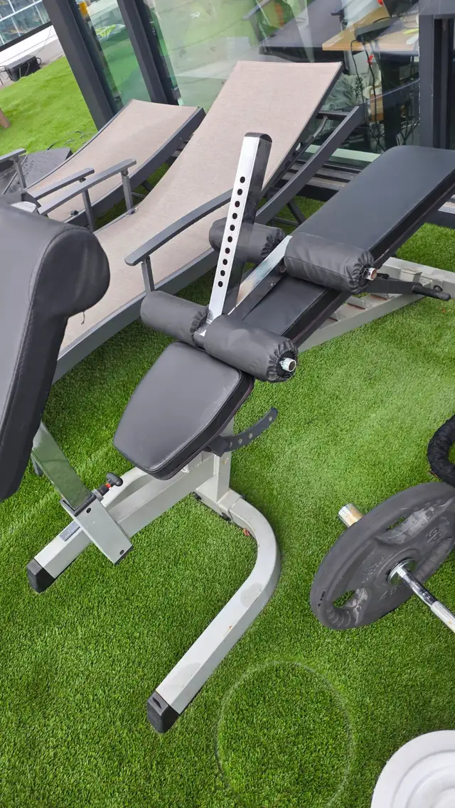 Body-Solid Adjustable Bench with Preacher Curl and Leg attachmen ...