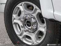Presenting the 2026 Ford Super Duty F-350 SRW in an impressive white finish with a 4 4 drivetrain an... (image 8)