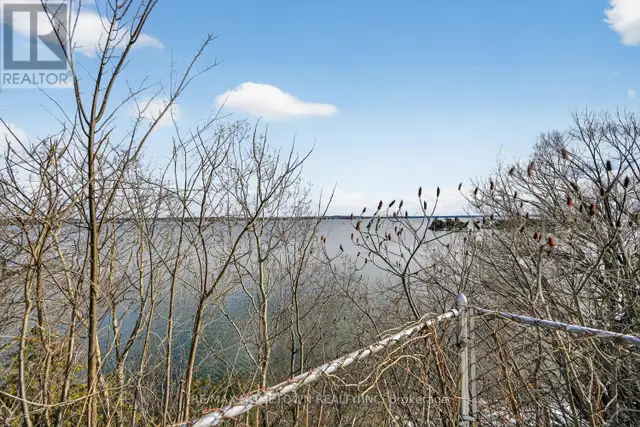 1327 1000 ISLANDS PARKWAY Front of Yonge, Ontario in Houses for Sale in Kingston - Image 36