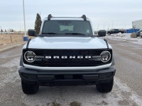 HARD TOP! TRAILER TOW PACKAGE! HEATED VINYL FRONT SEATS! REMOTE START! 12" TOUCHSCREEN WITH APPLE CA... (image 7)