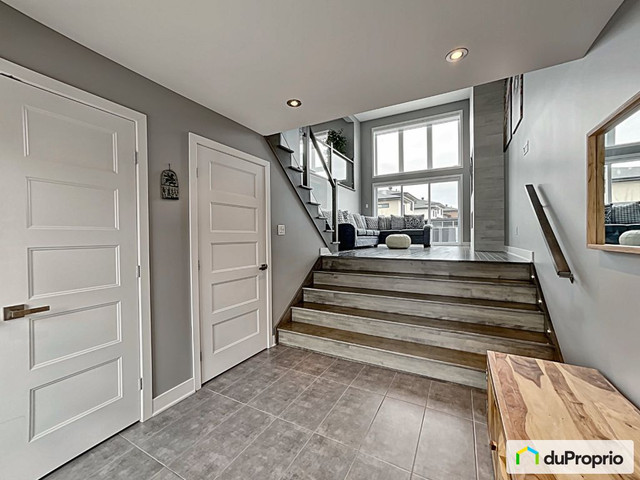 659 900$ - Maison en rangée / de ville à Terrebonne (Terrebonne) dans Maisons à vendre  à Ville de Montréal - Image 2