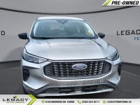 Cold Weather Package! This 2023 Ford Escape is engineered to be powerful, comfortable, and of course... (image 1)