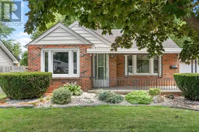 542 LESPERANCE Tecumseh, Ontario