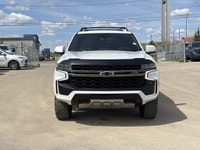 AMVIC Licensed Dealer * HD Surround Vision * Heated Steering Wheel & Second Row Seats * Heated Front... (image 2)