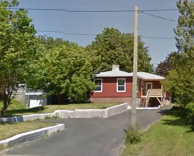 22A Torbay Rd - Spacious One Plus Bedroom - H/HW Included