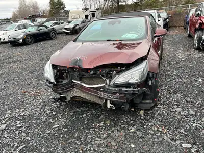 26- 2051-19 BUICK CASCADA 103190 KM AIR BAGS DEPLOYE , AUTO EN MARCHE ,AUTO ACCIDENTE V.G.A , ,VOIR...