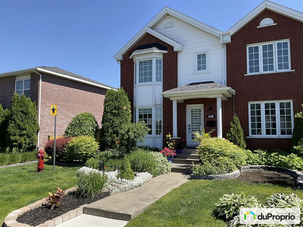 $440,000 - Townhouse for sale in Drummondville (Drummondville) — photo 1