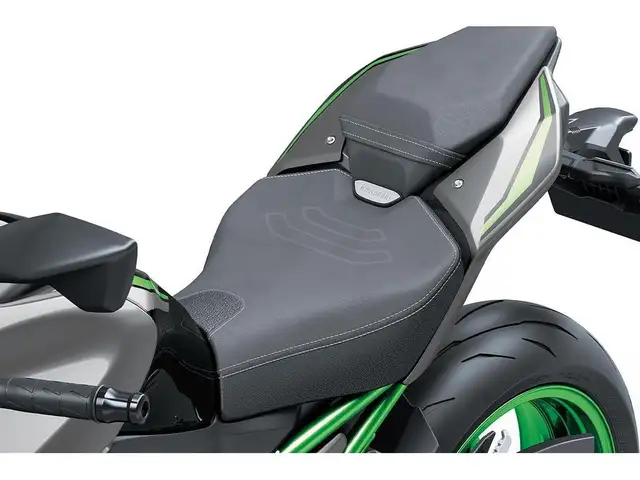 2025 Kawasaki Z900 SE - call us for the best deal!! in Sport Touring in Ottawa - Image 17