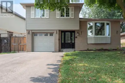 Welcome to 16 Palgrave Cres. Rare opportunity to own a detached home with a large salt water heated...