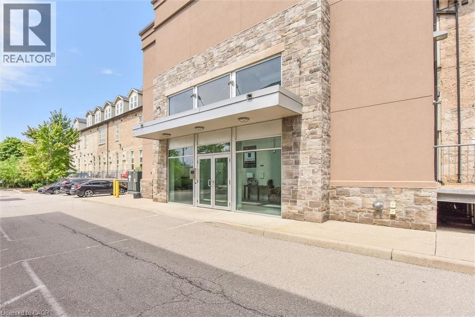 25 CONCESSION Street Unit# 212 Cambridge, Ontario 4