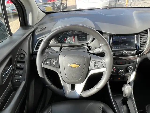 2021 Chevrolet Trax LT | Command Start | Reverse Camera5746865496981708810
