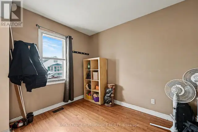 414 GILLESPIE AVENUE Cornwall, Ontario in Houses for Sale in Cornwall - Image 16