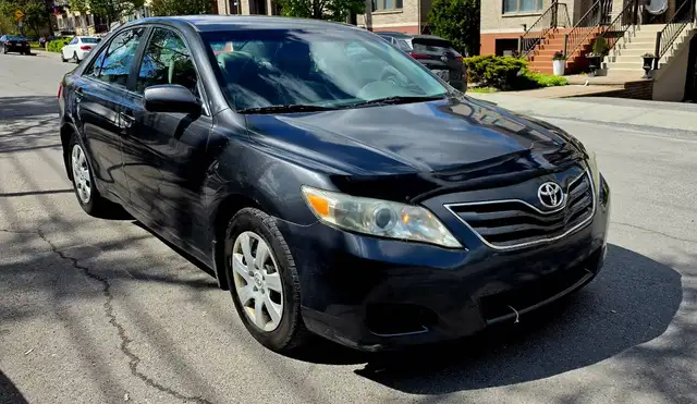 2010 Toyota Camry LE
