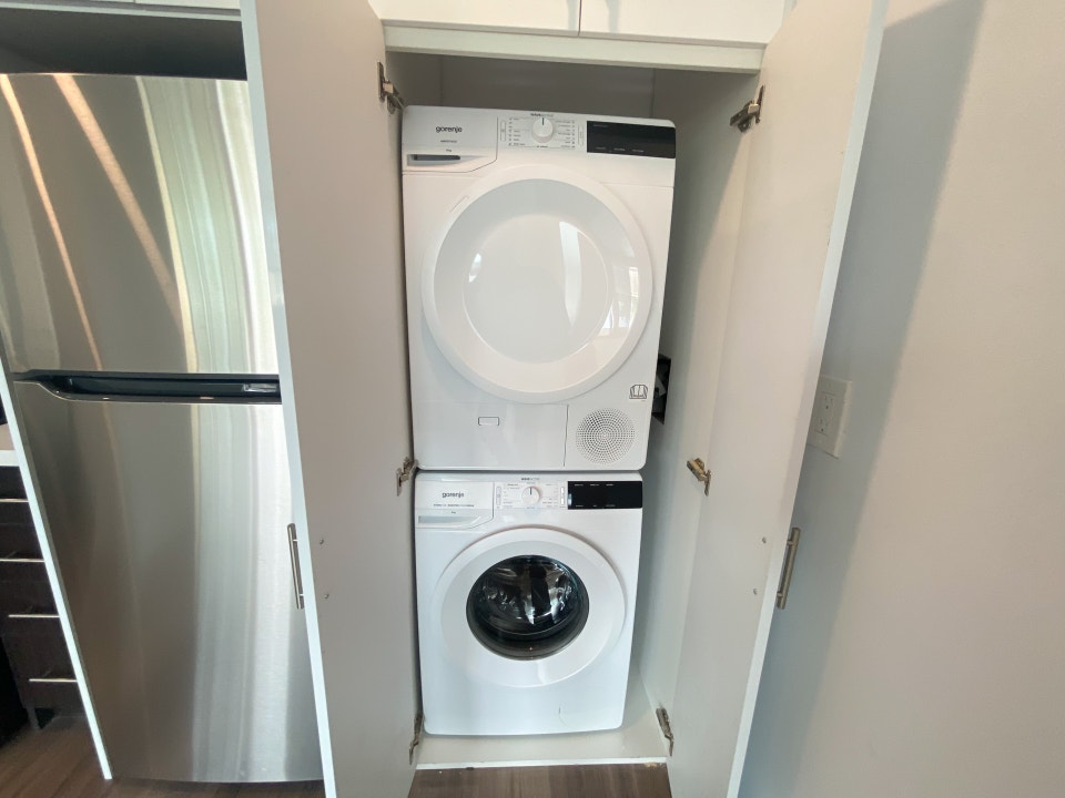 Apartment for Rent at 150 Allan, Trafalgar 5