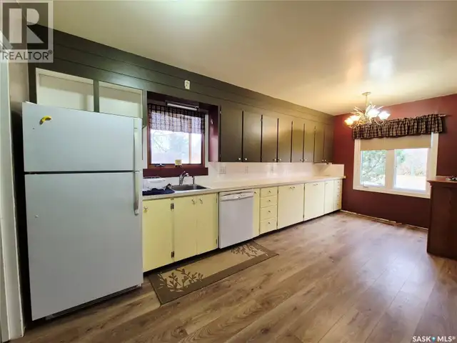 111 Alfred STREET Kyle, Saskatchewan in Houses for Sale in Swift Current - Image 6