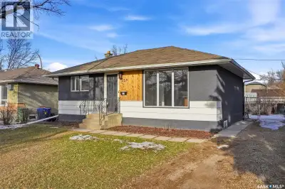 Welcome to this beautifully renovated bungalow in Churchill Downs offering modern style, functional...