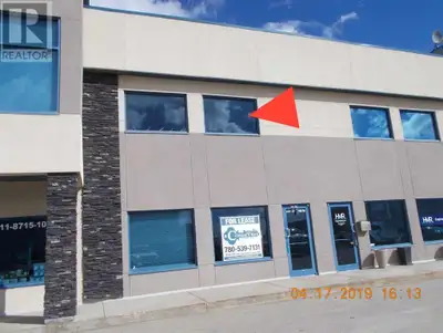 Up to THREE MONTHS FREE Base Rent! (One Month for Every Year up to 3 years!) FOR LEASE: 2ND FLOOR OF...