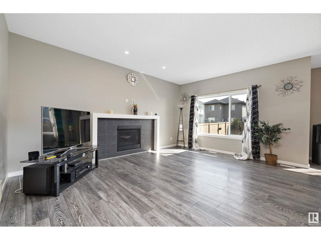 22507 99 AV NW Edmonton, Alberta in Houses for Sale in Edmonton - Image 4