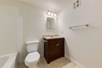 Amenities: Renovated Common Areas • Affordable Parking • Heat & Water Included Suite & Building: Bac... (image 5)
