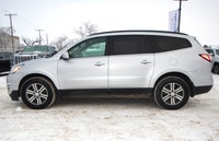 Traverse LT AWD ... Engine: V6 Cylinder Engine 3.6L/217CI L/100Km City: 16.0 L/100Km Hwy: 10.9 Safet... (image 1)