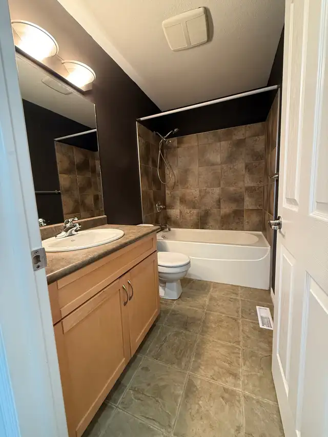 Rattlepan Creek - Single Family Home - Price Reduced! in Long Term Rentals in Fort McMurray - Image 15