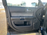 Welcome to Freedom Ford. Recent Arrival! AWD, 1-Touch PowerFold & Tumble 3rd Row Fold Flat Bench, 10... (image 4)