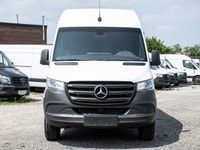 . Engine: 6 Cylinder Engine (image 1)