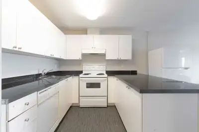 Located steps to Richmond Street & Oxford Street E. (Downtown London) and a short trip to Fanshawe C...