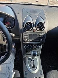 2012 Nissan Rogue Reliable & Fully Loaded! Year: 2012 Make: Nissan Model: Rogue Mileage: 232,000 km... (image 7)