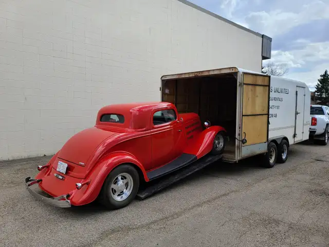 Enclosed Trailer Cars and Trucks Hauling, call 780-221-861263860085699203120