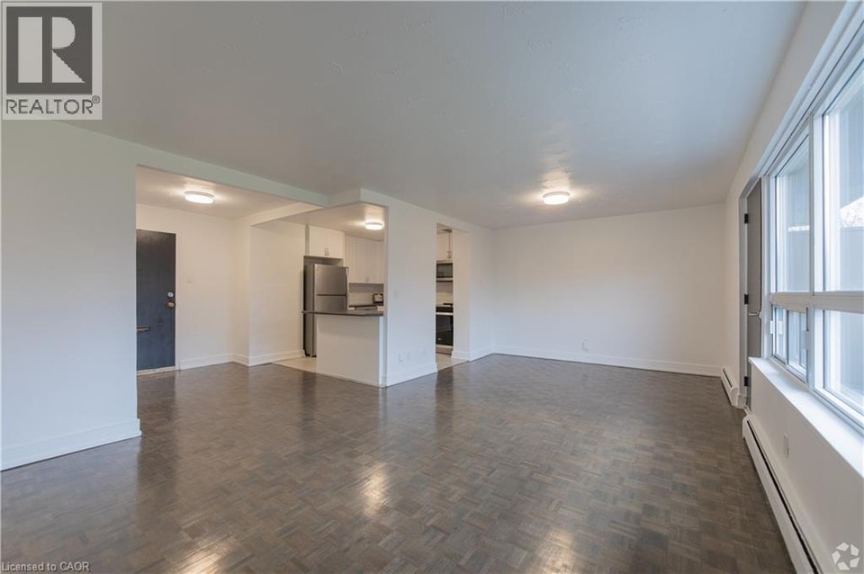 285 ERB Street W Unit# 809 Waterloo, Ontario 3