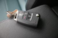 This 2021 Volkswagen Tiguan offers the perfect combination of style, versatility, and confidence on... (image 4)