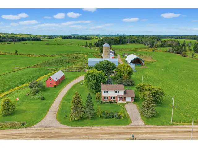 14 Ch. de Tancredia L'Île-du-Grand-Calumet, Quebec in Land for Sale in Gatineau - Image 29