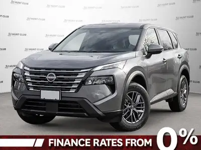 This Nissan Rogue has a dependable Intercooled Turbo Regular Unleaded I-3 1.5 L/91 engine powering t...