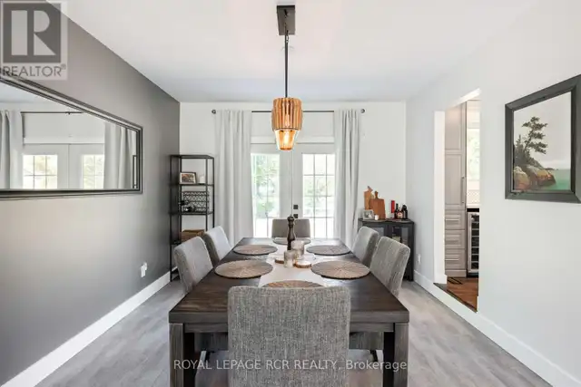 2534 SUNNIDALE ROAD Springwater, Ontario in Houses for Sale in Barrie - Image 14