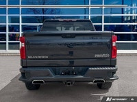 Clean Carfax, New Predator A/T Tires on 20 FUEL Wheels, Dark Ash Metallic 2023 Chevrolet Silverado 1... (image 4)