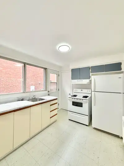 3 1 2-3 1/2-3 et demi-3 and half-1 bed-1 bedroom-1 chambre-Hochelaga-Électros inclus-Appliances incl...