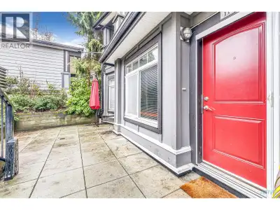 Great Value!!! Quiet townhouse with private entrance. Open concept living room dining room with spac...