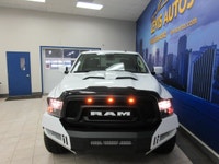 RAM 1500 2023 CLASSIC SLT V-8 5.7 LITRES HÉMI CREW-CAB BOITE 5.7 PIEDS 4X4 / PNEUS 35 POUCES NEUF HO... (image 3)