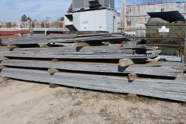 Q-deck dans Autres équipements commerciaux et industriels  à Kitchener / Waterloo - Image 4